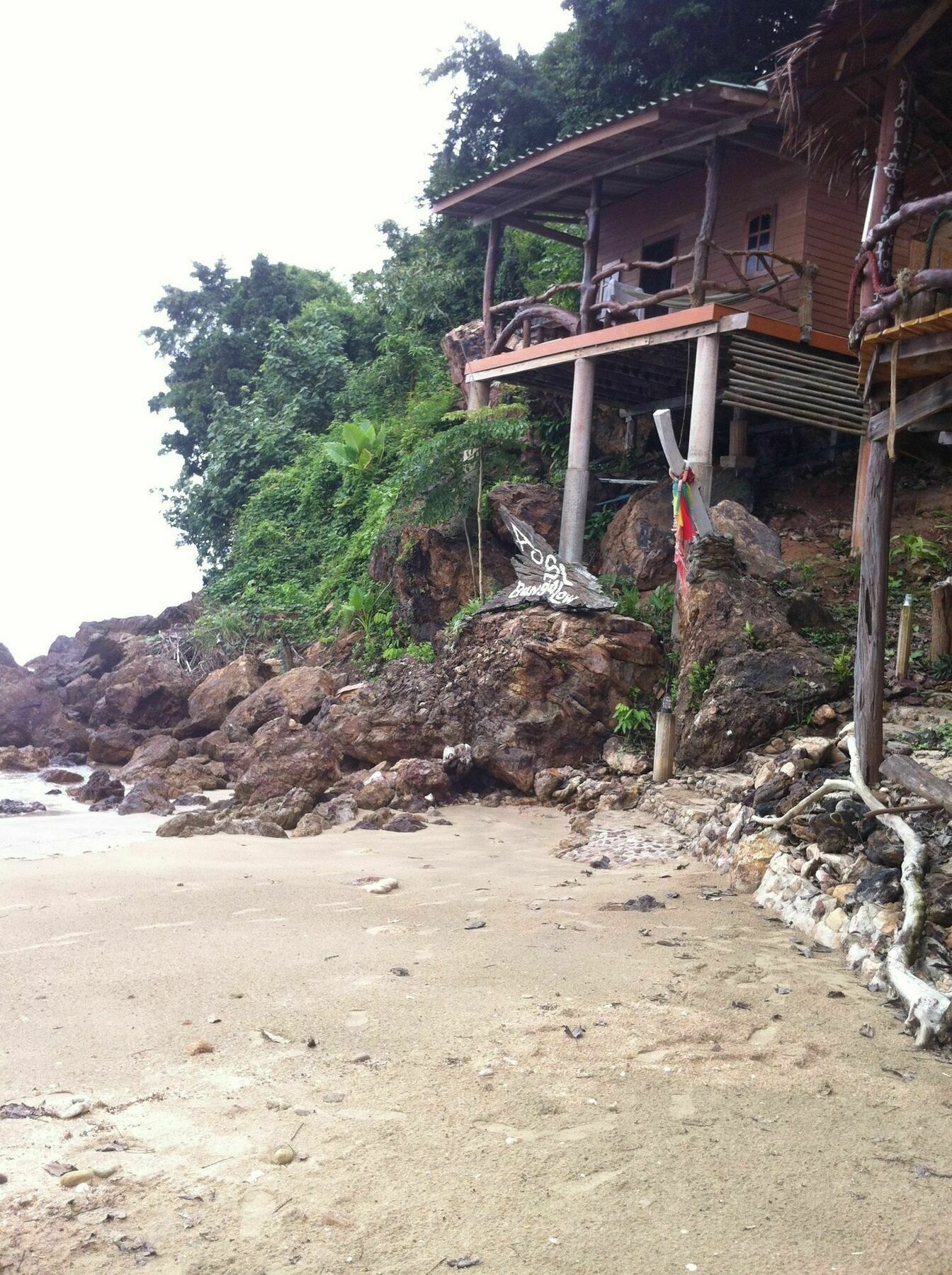 ホテル コ ジュム アオシ ビーチ ビュー ジュム島 エクステリア 写真